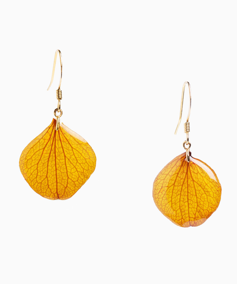 Boucles d'oreilles pétales d'hortensia Safran Boucles d'oreilles pétales d'hortensia Safran