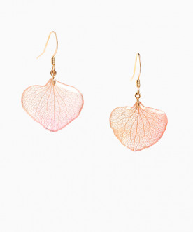 Boucles d'oreilles pétales d'hortensia rose clair