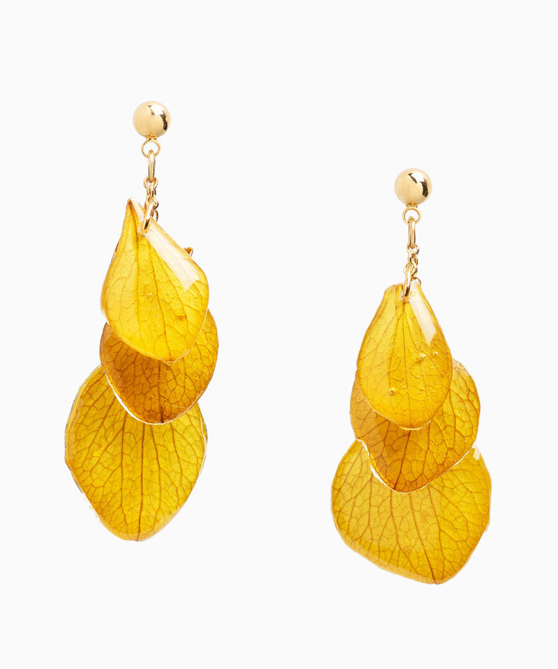 Boucles d'oreilles pendantes pétales d'hortensia jaune Boucles d'oreilles pendantes pétales d'hortensia jaune