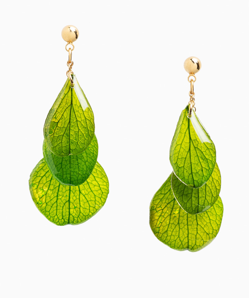 Boucles d'oreilles pendantes pétales d'hortensia vert